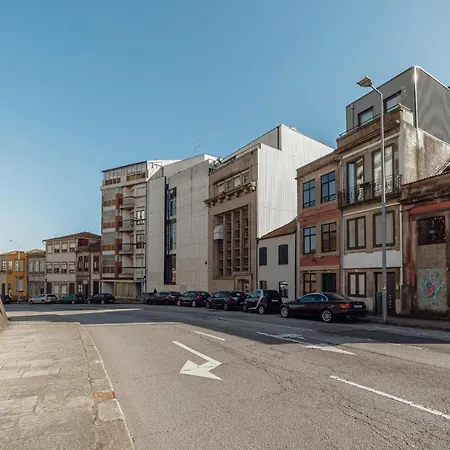 شقة Modern Campanha Terrace *